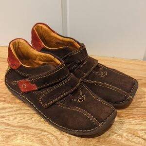 Canguro Brown Suede Shoes